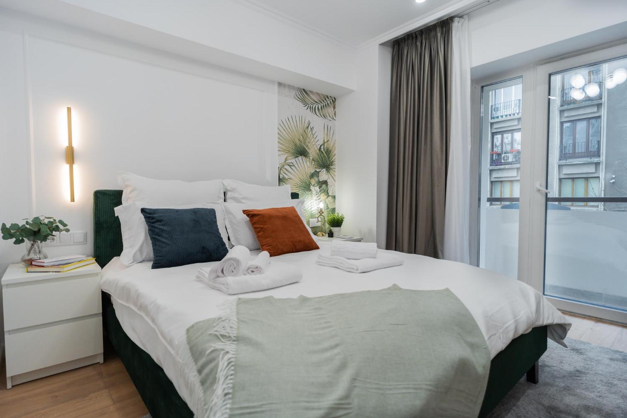 Urban Pearl - Old Town - Unique 4Br/3Ba Apartment ブカレスト エクステリア 写真