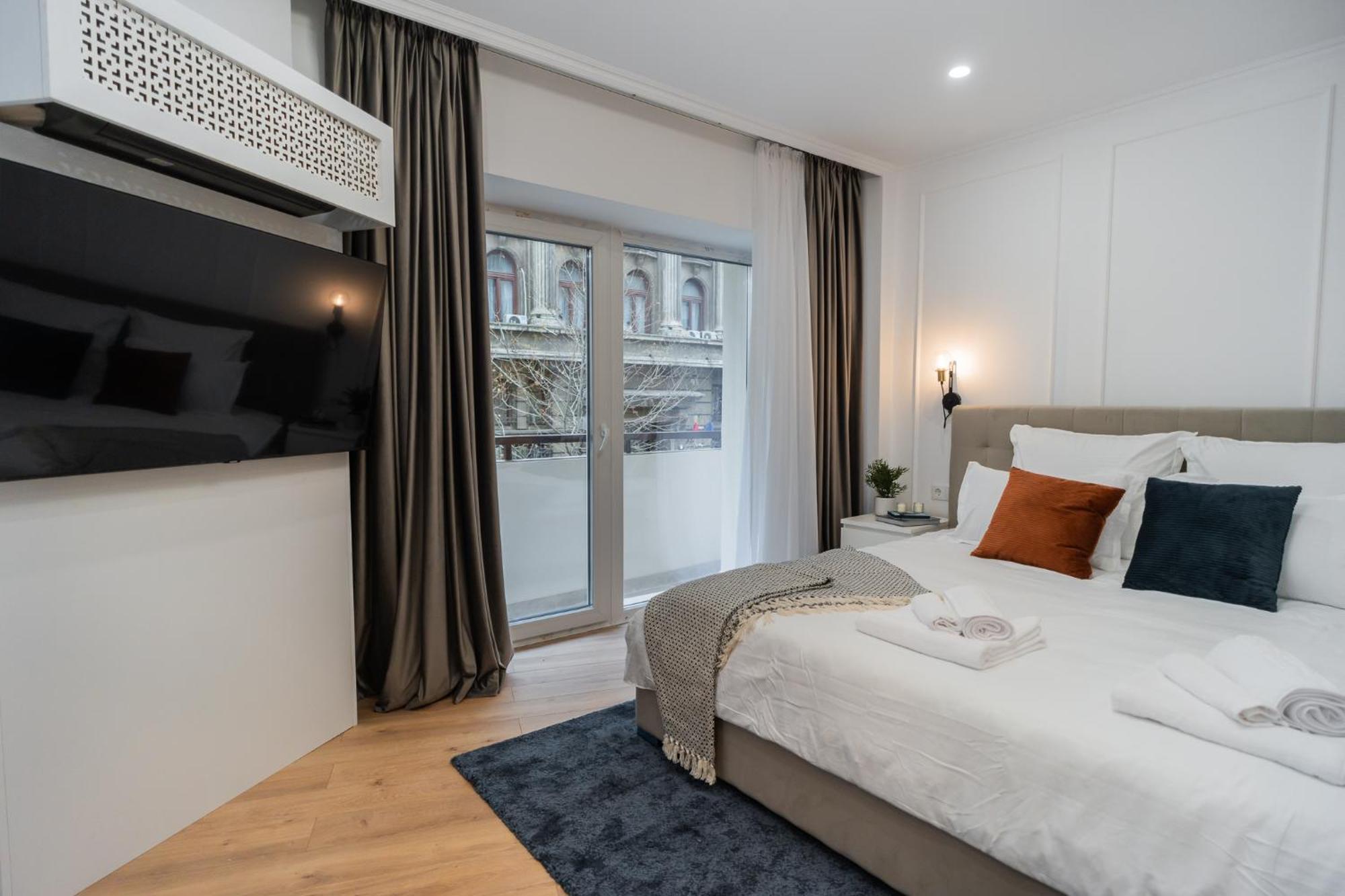 Urban Pearl - Old Town - Unique 4Br/3Ba Apartment ブカレスト エクステリア 写真