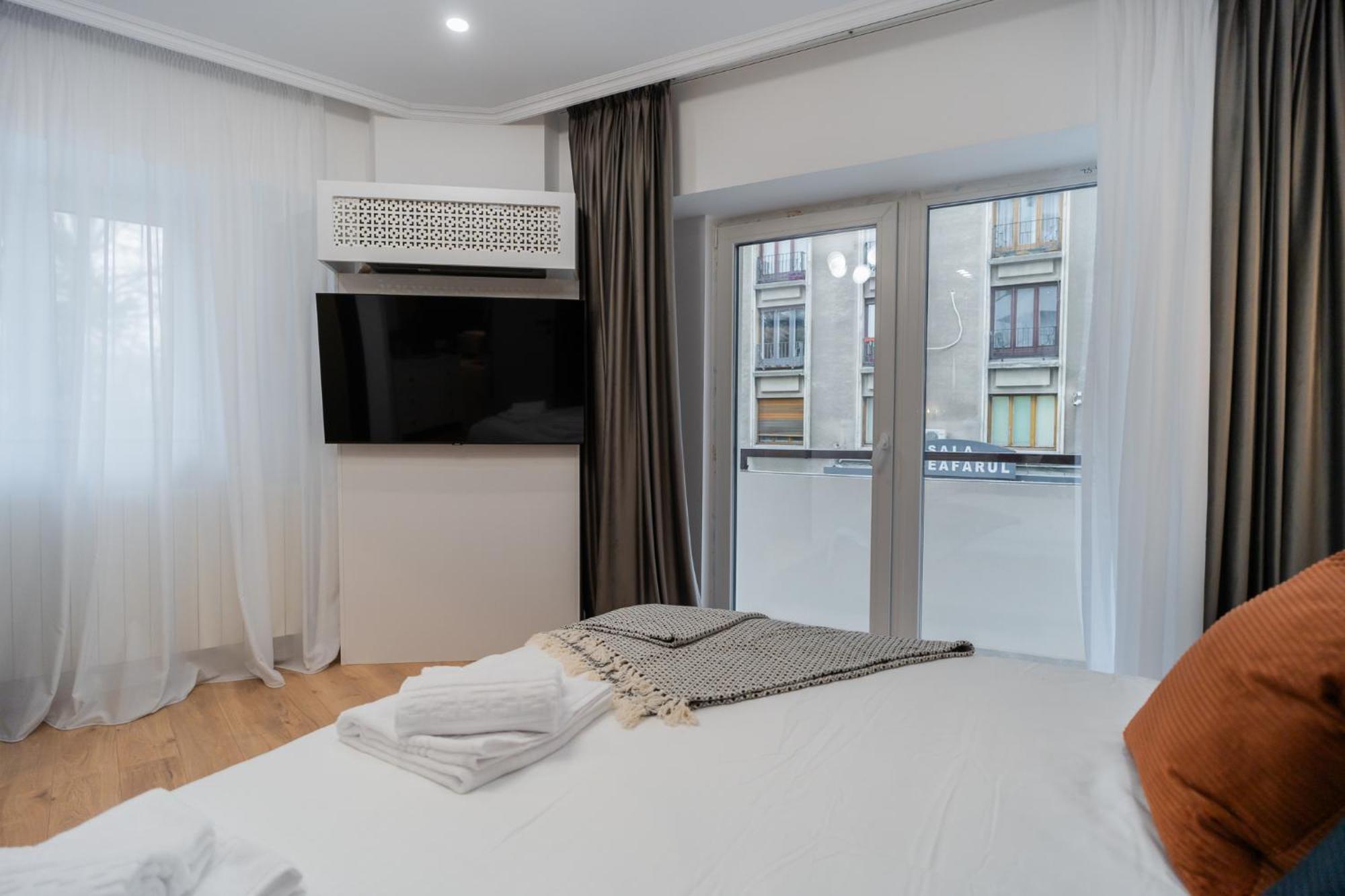 Urban Pearl - Old Town - Unique 4Br/3Ba Apartment ブカレスト エクステリア 写真